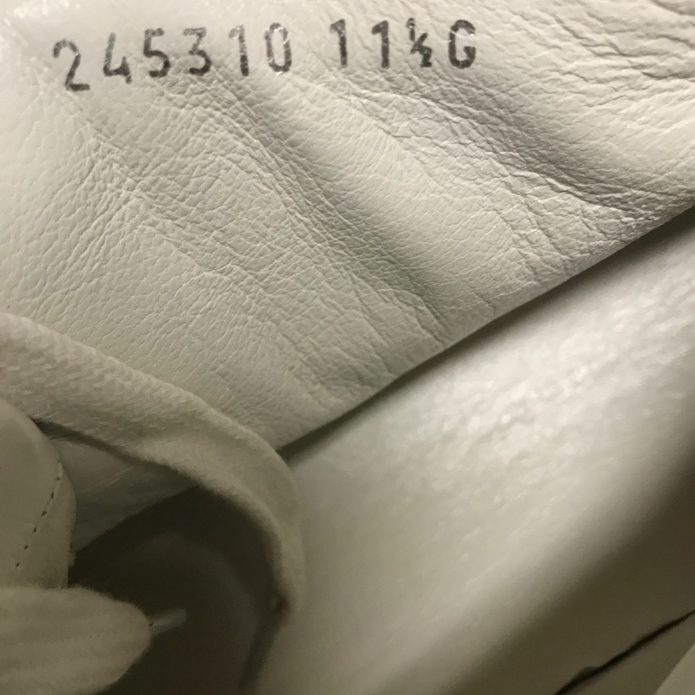 Gucci - 245310 White/Black Monogram Sneaker 11.5 - Picture 6 of 6